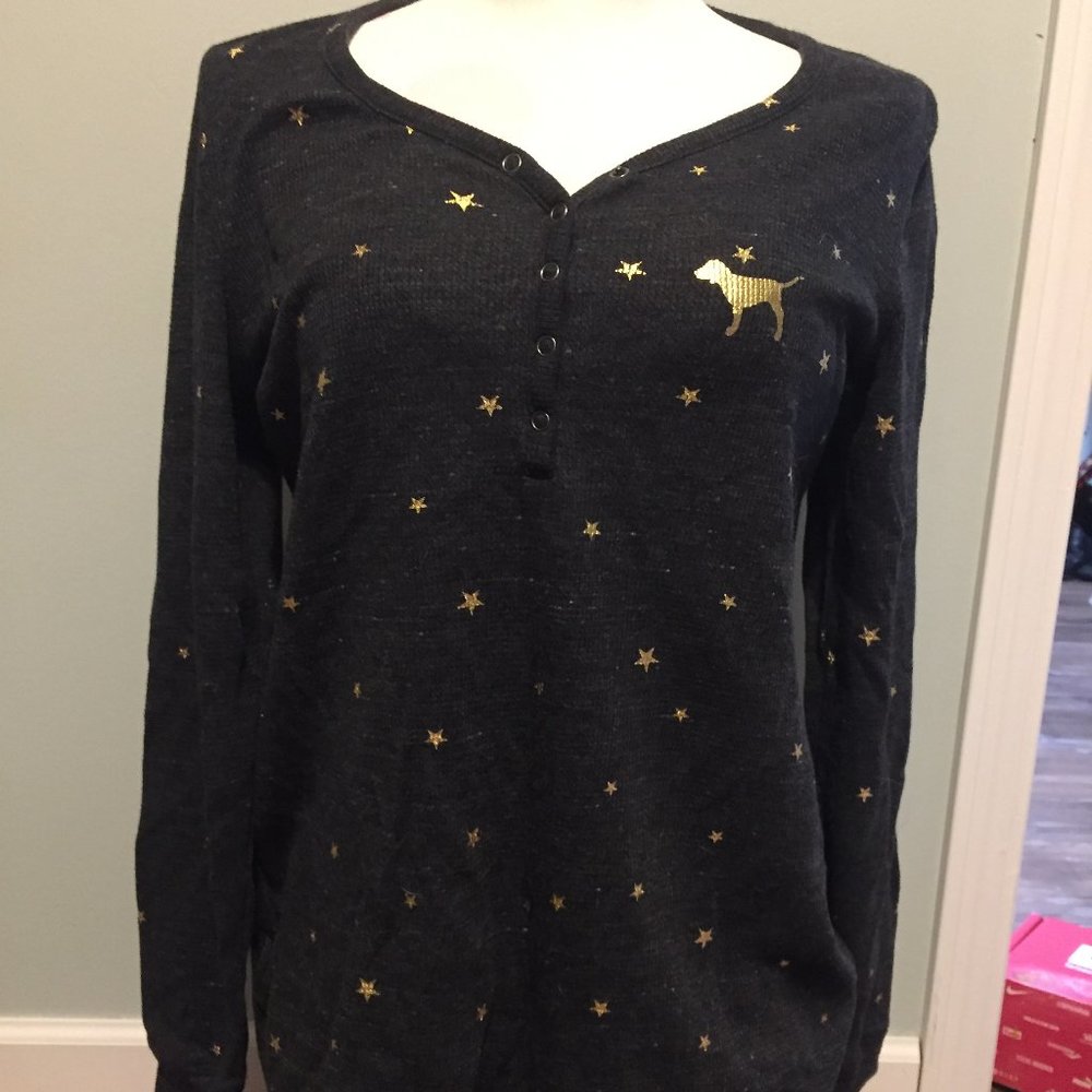 Victoria's Secret PINK Christmas sleep tee
